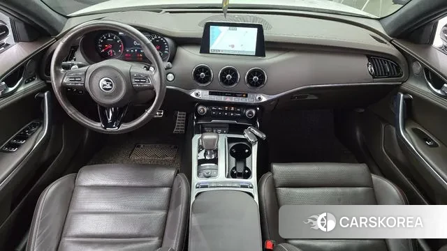 Kia Stinger id 3018952 из Кореи 17