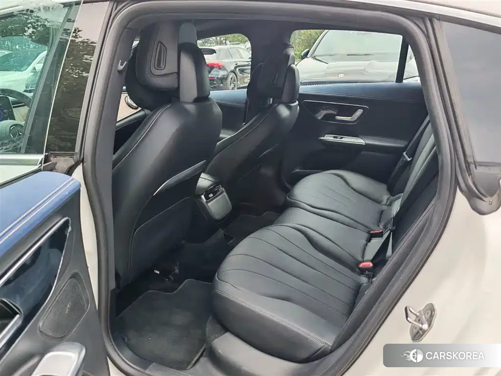 Mercedes-Benz EQE id 4601849 из Китая 11