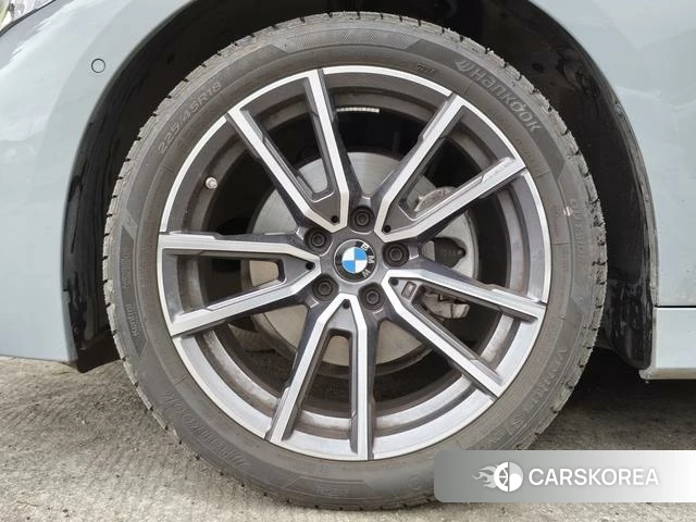 BMW 3 series id 4328906 из Китая 10