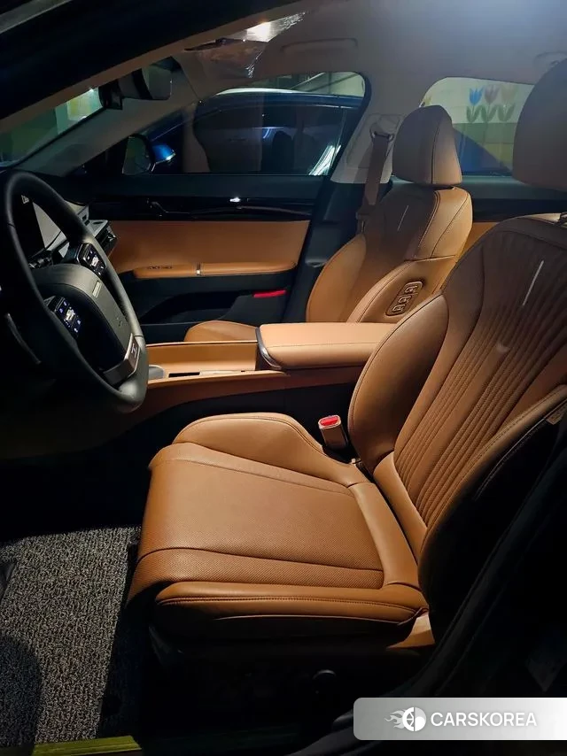 Hyundai Grandeur (GN7) id 3523442 из Кореи 10