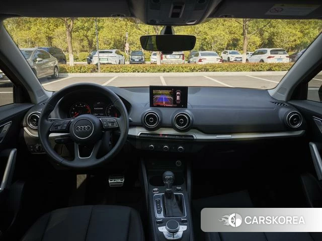 Audi Q2L id 4209678 из Китая 28