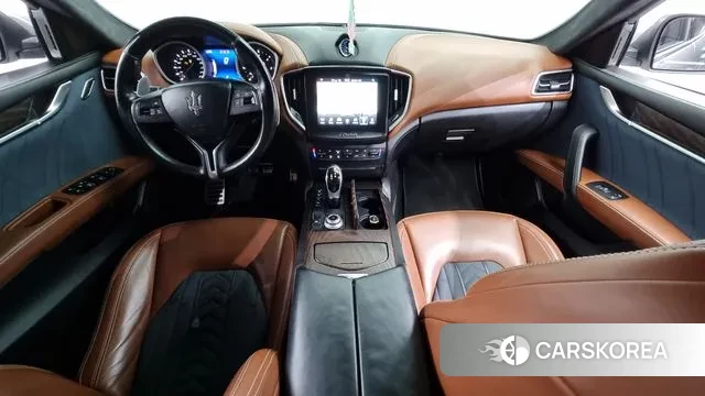 Maserati Ghibli id 3004763 из Кореи 17