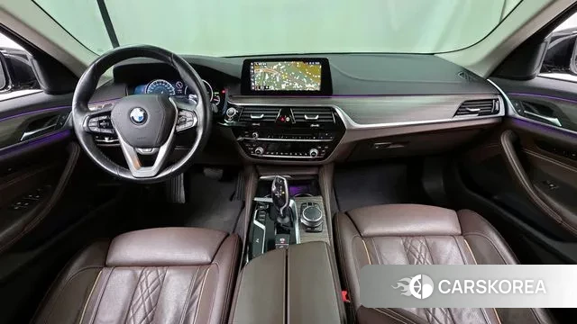 BMW 5 Series (G30) id 3754540 из Кореи 17