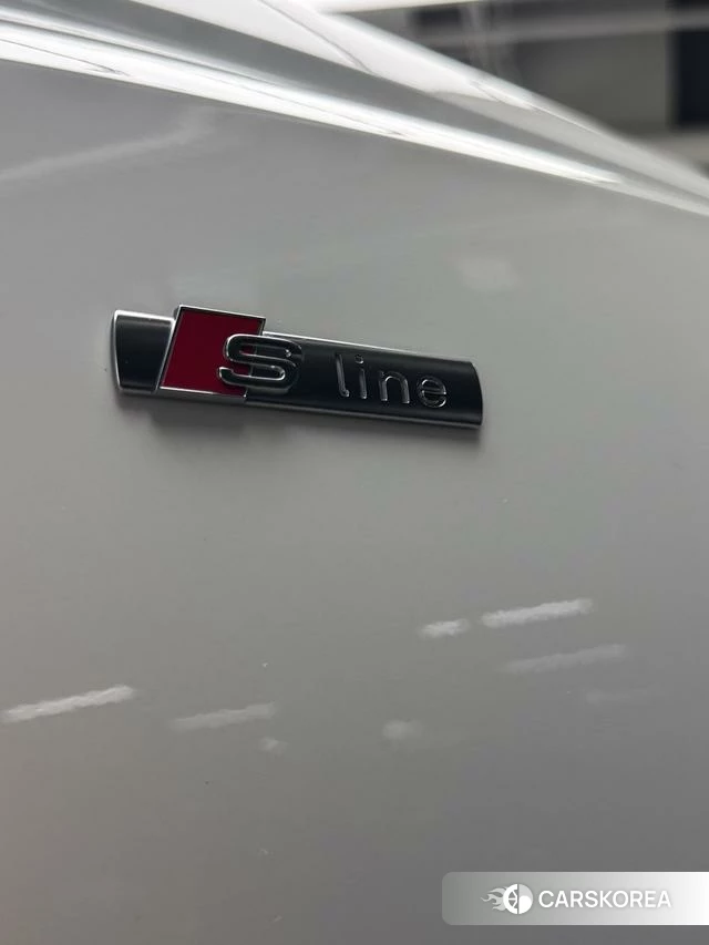 Audi Q3 id 4320684 из Китая 25