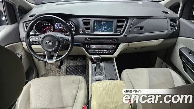 Kia All New Carnival id 2831392 из Кореи 17