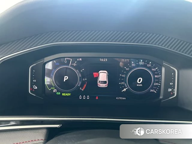 Volkswagen Tiguan L PHEV id 4272025 из Китая 12