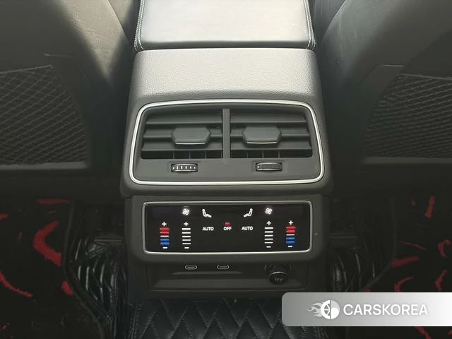 Audi A6L id 4313794 из Китая 17