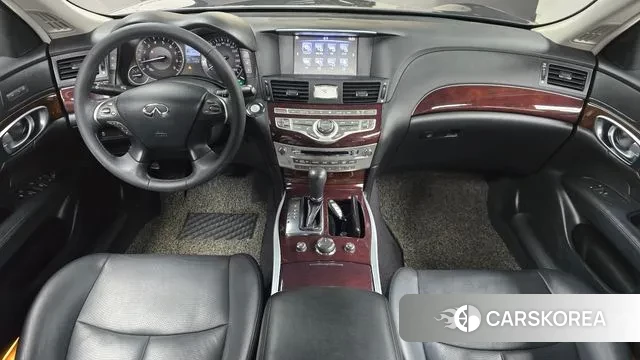 Infiniti Q70 id 3182871 из Кореи 17
