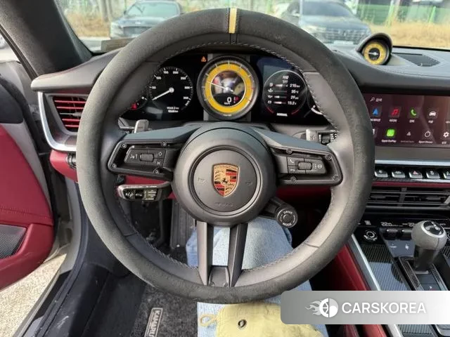 Porsche 911(992) id 3610268 из Кореи 8