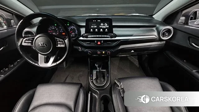 Kia Come New K3 id 3742361 из Кореи 17