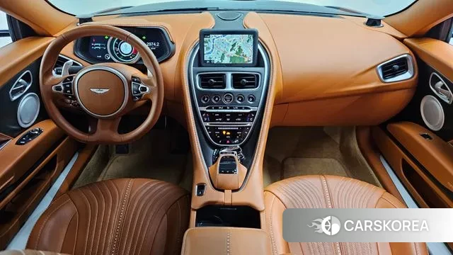 Aston Martin DB11 id 3000454 из Кореи 17