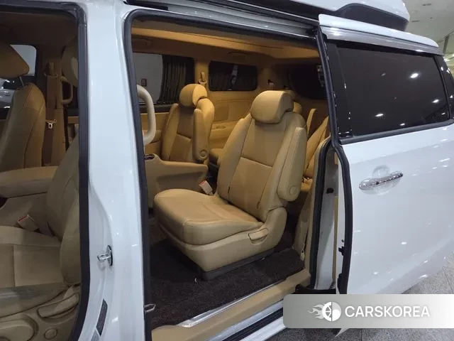 Kia The New Carnival id 3402528 из Кореи 17