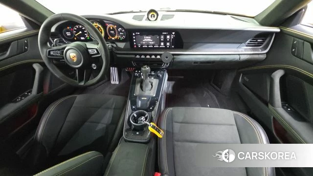 Porsche 911(992) id 4670981 из Кореи 17