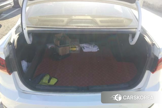 Volkswagen Bora id 4336034 из Китая 14