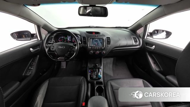 Kia The New K3 id 3873853 из Кореи 17