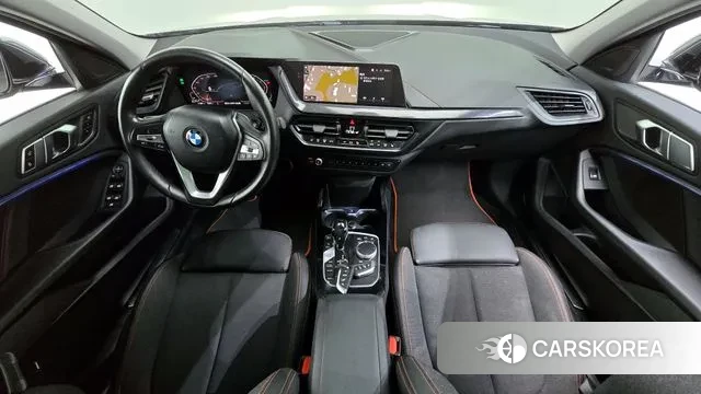 BMW 1 Series (F40) id 3044880 из Кореи 17