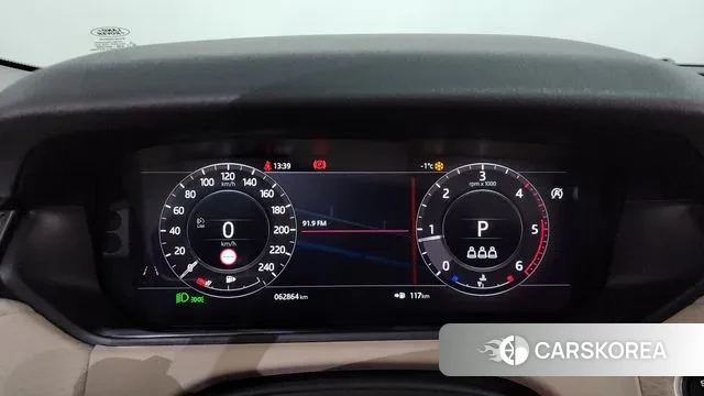 Land Rover Range Rover Velar id 3439686 из Кореи 17