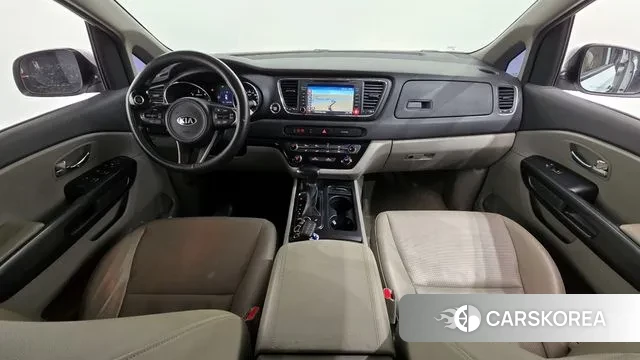 Kia All New Carnival id 3608468 из Кореи 17