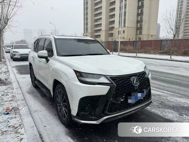 Lexus LX id 4258978 из Китая 7