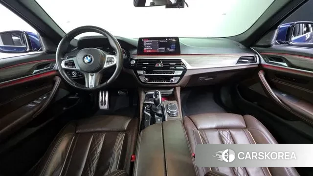 BMW 5 Series (G30) id 3055034 из Кореи 17