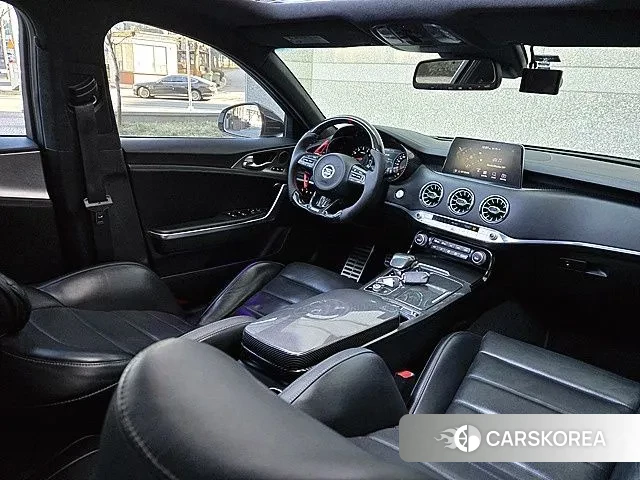 Kia Stinger id 3669237 из Кореи 17