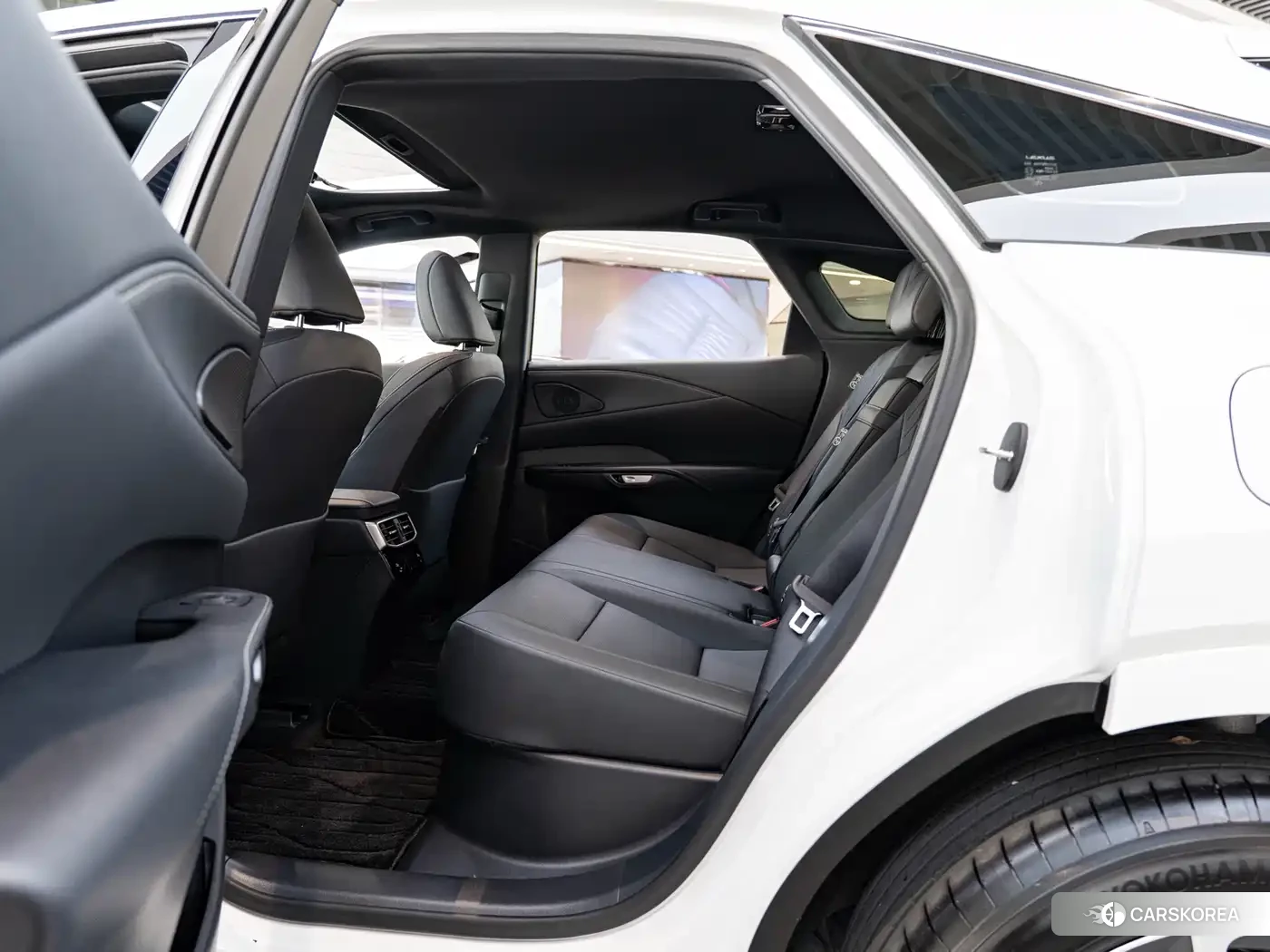 Lexus RX id 4547990 из Китая 16