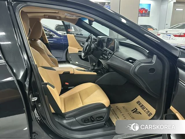 Lexus ES id 4298255 из Китая 9