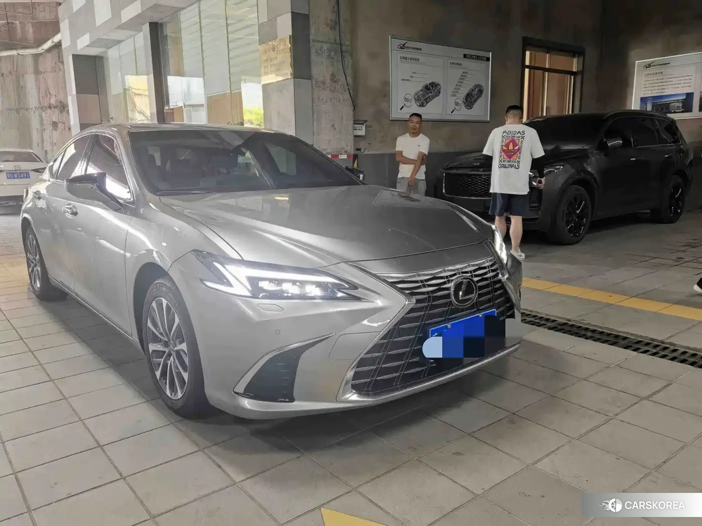 Lexus ES id 4669198 из Китая 7
