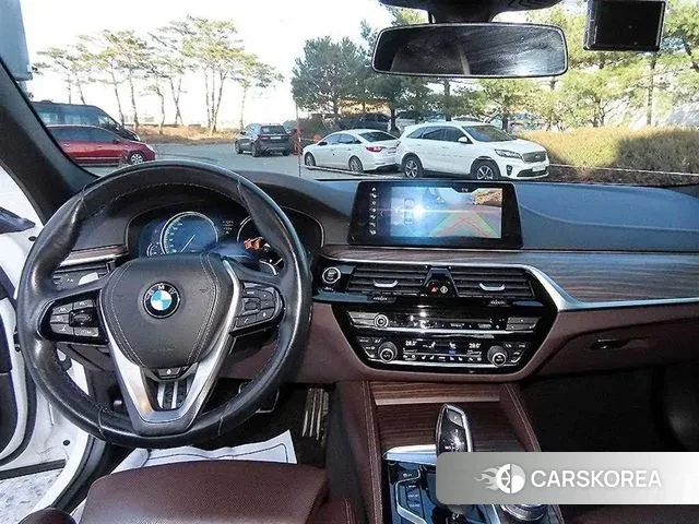 BMW 5 Series (G30) id 3622711 из Кореи 16