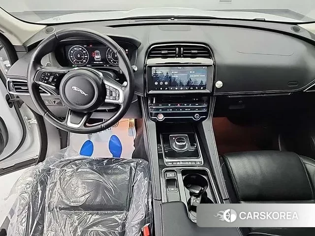 Jaguar F-PACE id 3459303 из Кореи 16