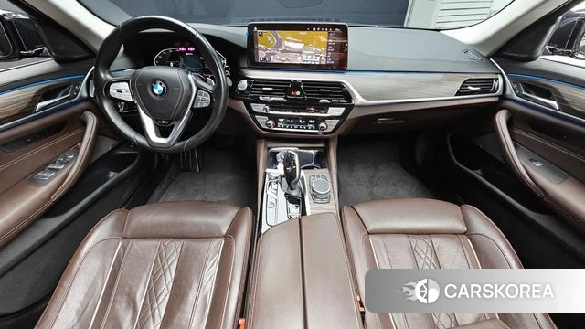 BMW 5 Series (G30) id 4864632 из Кореи 17