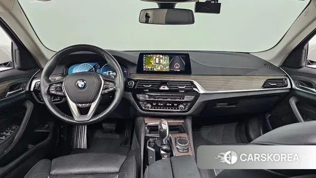 BMW 5 Series (G30) id 2986299 из Кореи 17