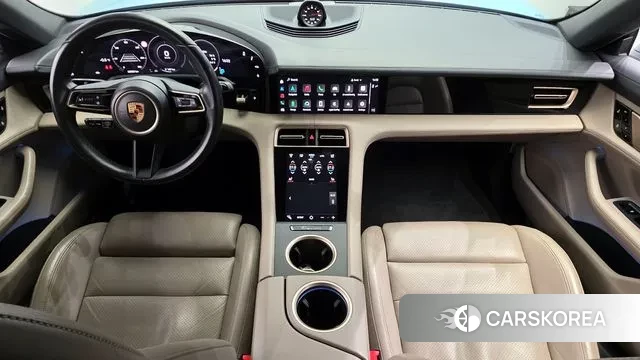 Porsche Taycan id 3635785 из Кореи 17