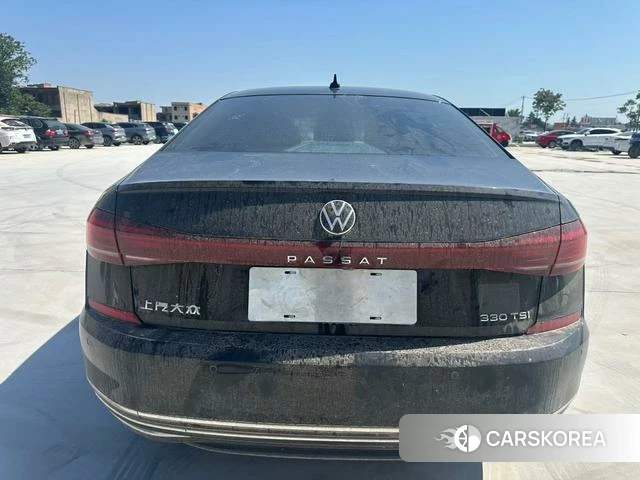 Volkswagen Passat id 4271722 из Китая 7