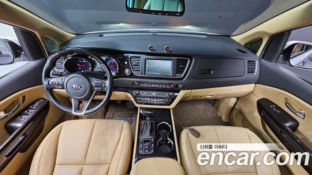 Kia The New Carnival id 2334046 из Кореи 17