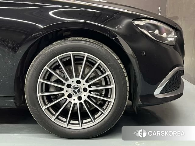 Mercedes-Benz E-class id 4275532 из Китая 16