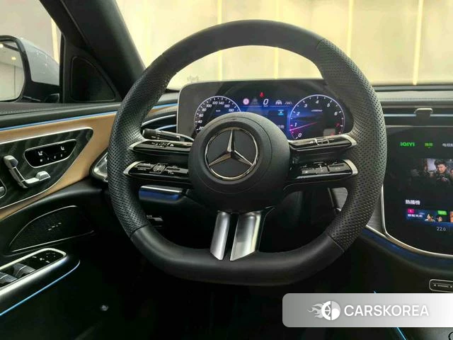 Mercedes-Benz E-class id 4263793 из Китая 7