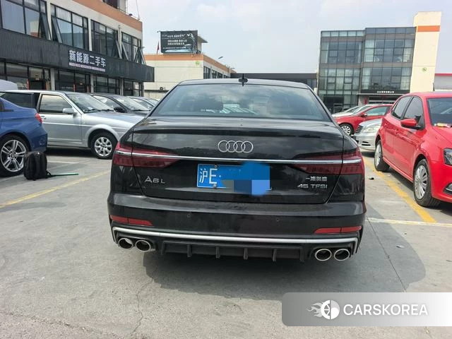 Audi A6L id 4239908 из Китая 7