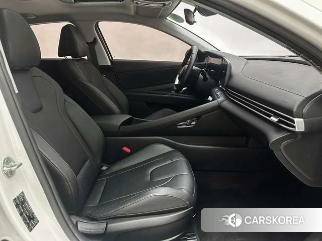 Hyundai Elantra id 4290704 из Китая 21