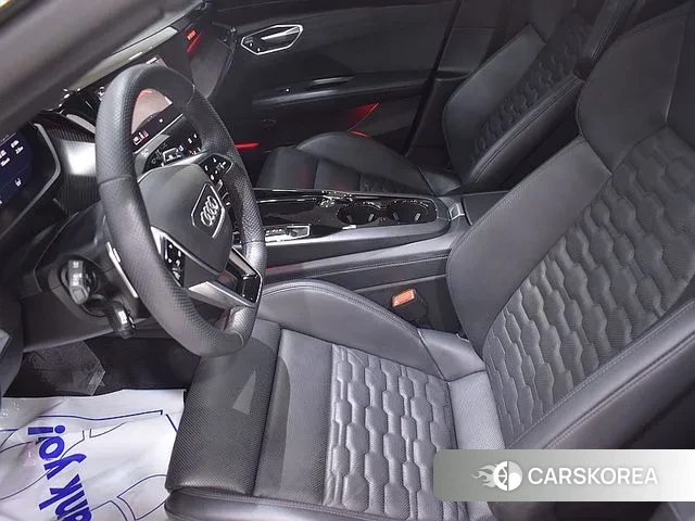 Audi e-Tron GT id 3027463 из Кореи 17