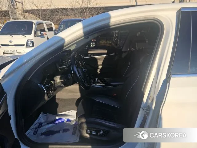 BMW 5 Series (G30) id 3535340 из Кореи 17