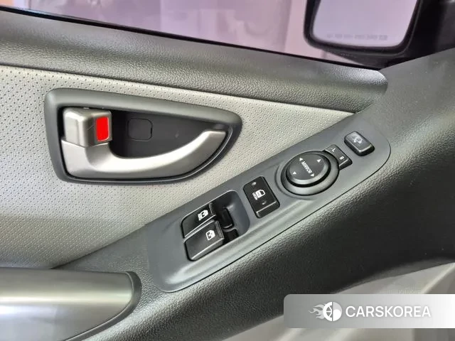 Hyundai The New Grand Starex id 3265261 из Кореи 16