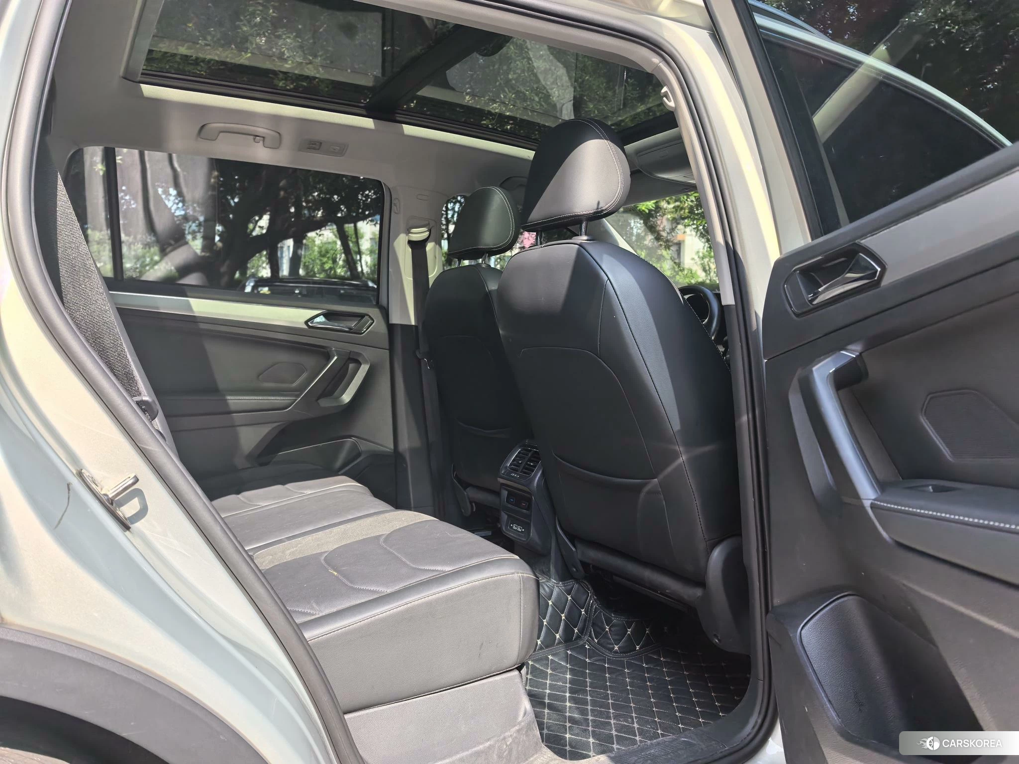Volkswagen Tiguan L id 4486230 из Китая 17
