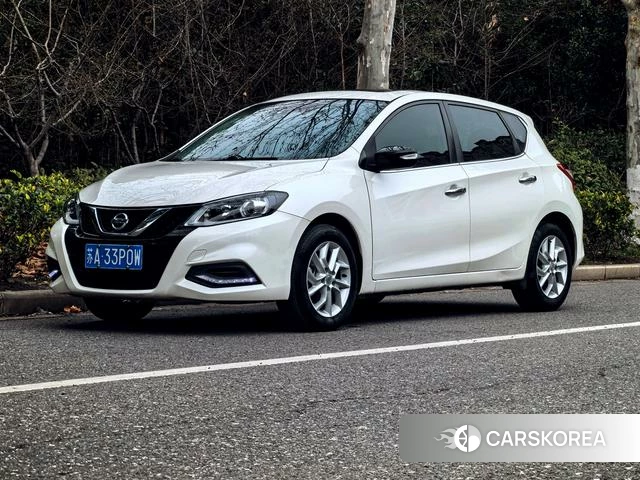 Nissan TIIDA id 4272940 из Китая 11