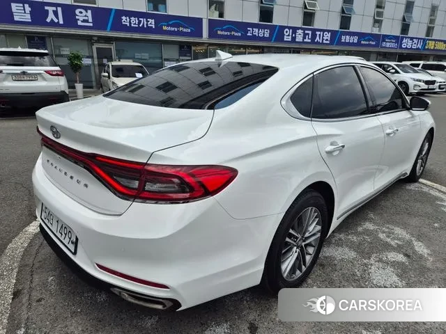 Hyundai Grandeur IG id 3050689 из Кореи 16