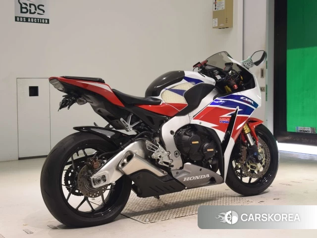 Проданный Honda CBR1000RR ABS 2013 из Японии