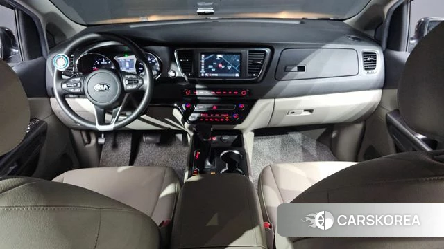Kia The New Carnival id 4310954 из Кореи 29