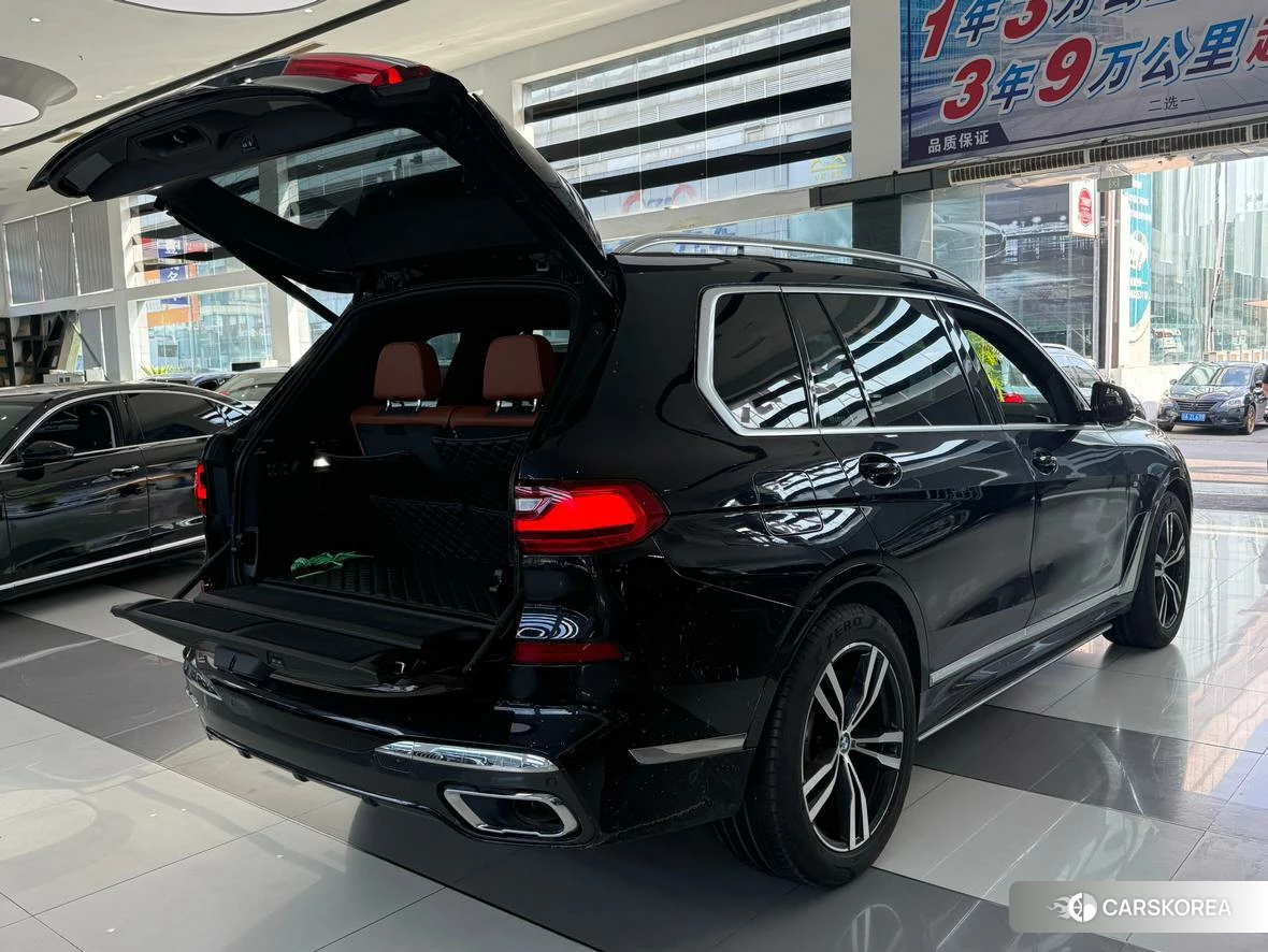 BMW X7 id 4473683 из Китая 18