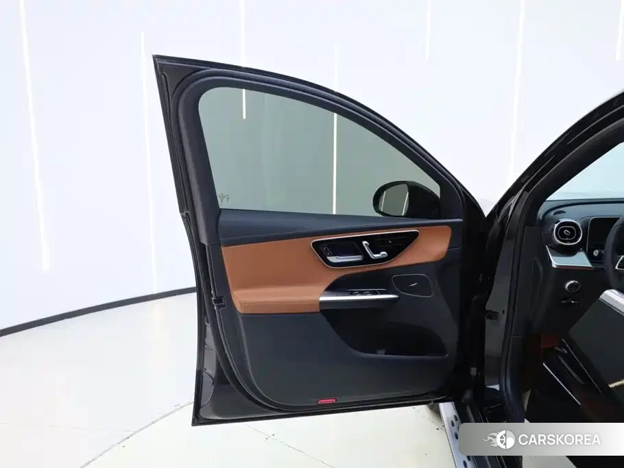 Mercedes-Benz GLC id 4654641 из Китая 27