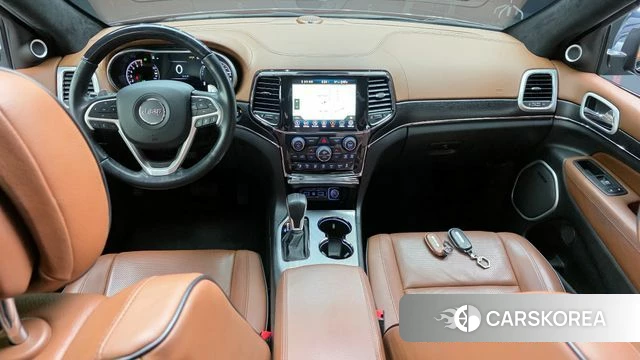 Jeep Grand Cherokee id 3923425 из Кореи 17